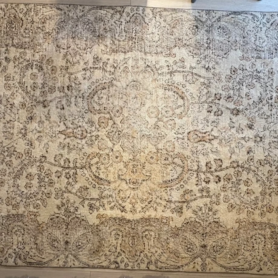 異国の風を纏う、唯一無二のトルコラグ | RUZGAR RUG(ラズガル 異国の風を纏う、唯一無二のトルコラグ | RUZGAR RUG(ラズガル