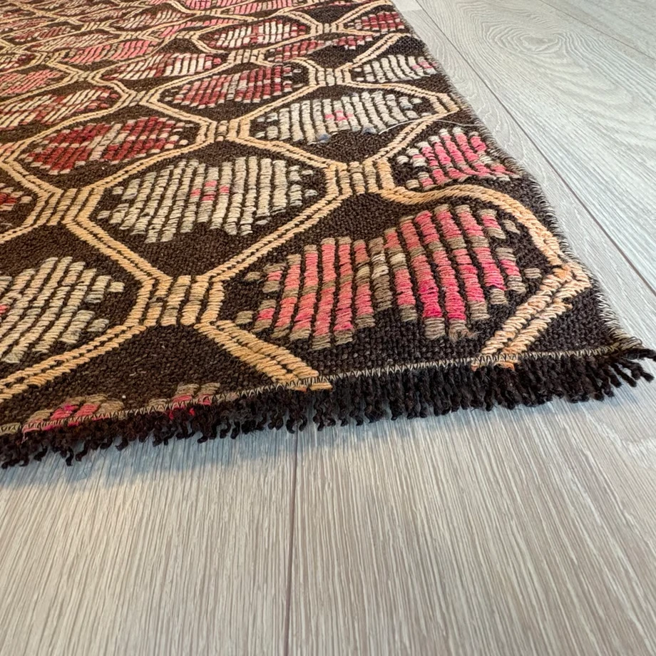 一点物ビンテージラグ150 x 257 cm（トルコ、アナトリア）幾何学