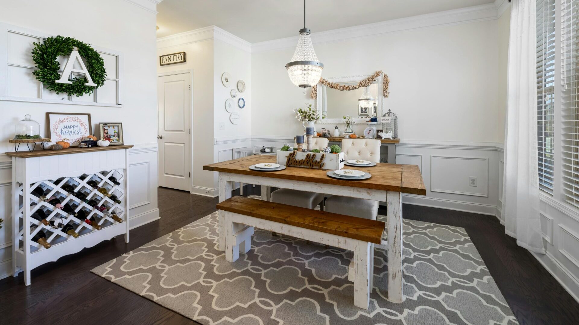 rug,diningroom